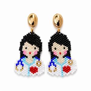 Aretes enfermera corazón