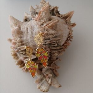 Hoja en dos tonos salpicón